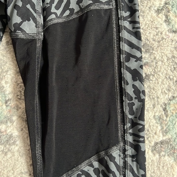 Lululemon Hot To Street Pant - Picture 4 of 16